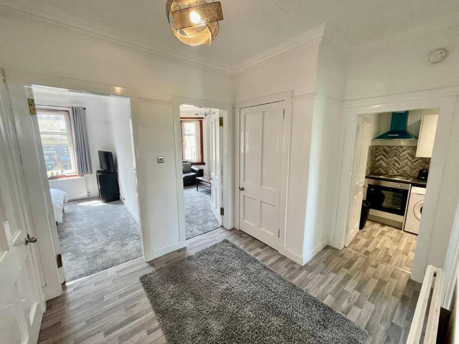 Large 2 Bed Near Glasgow Airport Paisley Exterior foto